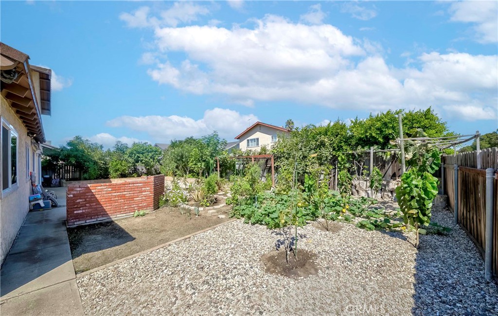 2401 El Portal Way Oxnard, CA 93035 - Photo 51 of 62