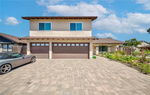 $1,170,000 | 2401 El Portal Way, Oxnard, CA 93035