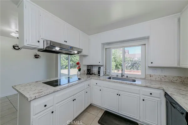 $1,059,000 | 2401 El Portal Way, Oxnard, CA 93035