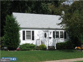 52 Collins Road Mercerville, NJ 08619 - Photo 1 of 7 Exterior Front
