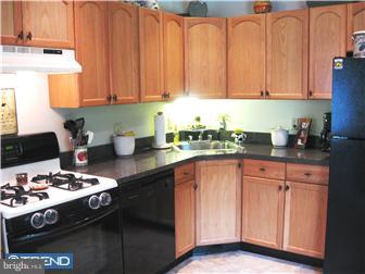 52 Collins Road Mercerville, NJ 08619 - Photo 3 of 7 Kitchen