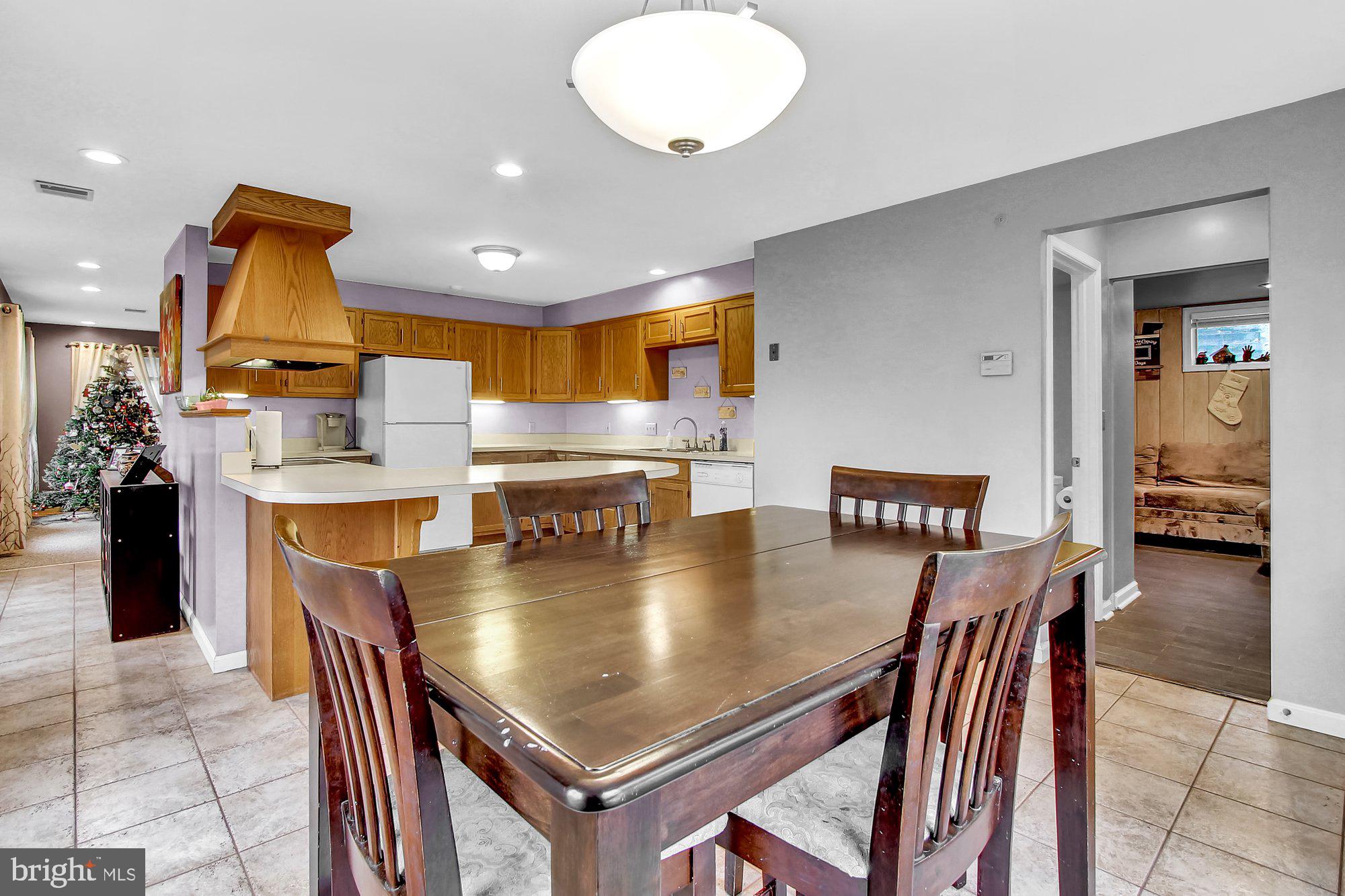 157 Fry Road Fleetwood, PA 19522 - Photo 5 of 34 Gallery Image 5