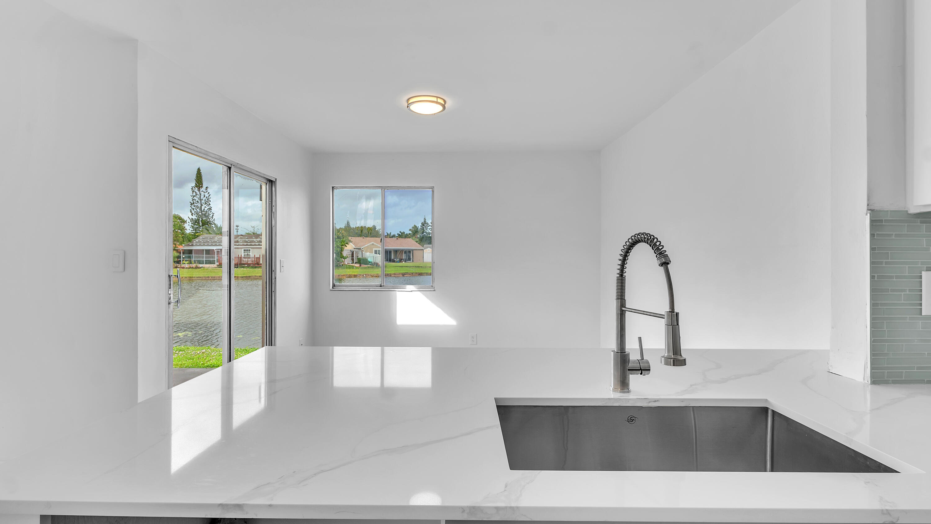 18989 Cloud Lake Circle Boca Raton, FL 33496 - Photo 19 of 36 VBA08653