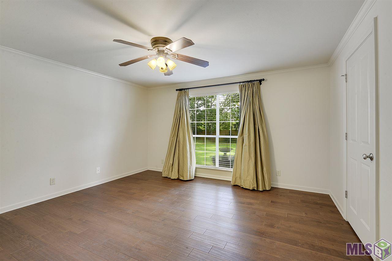 16054 Tiger Bend Road Baton Rouge, LA 70817 - Photo 12 of 17 Gallery Image 12