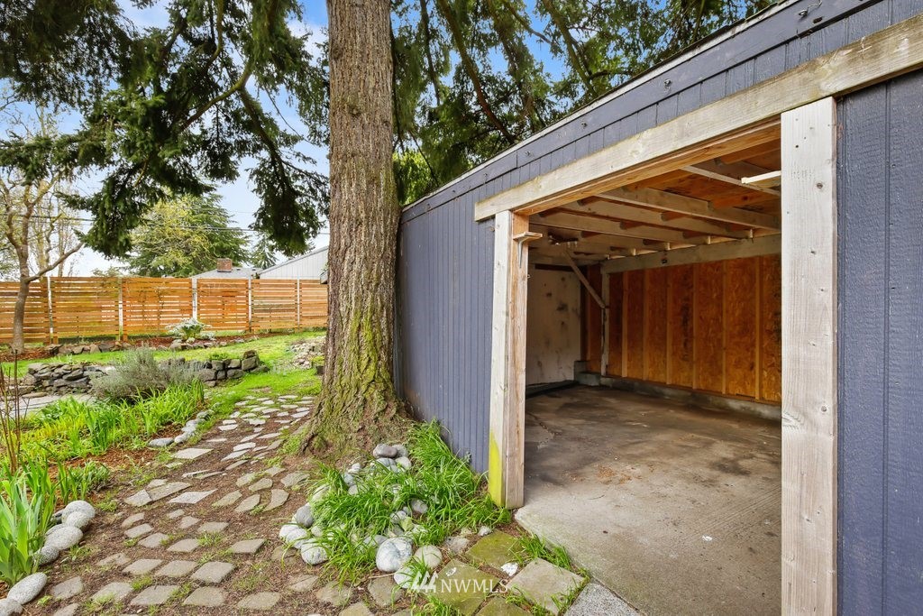 3115 Southwest Roxbury Street Seattle, WA 98126 - Photo 22 of 25 Gallery Image 22