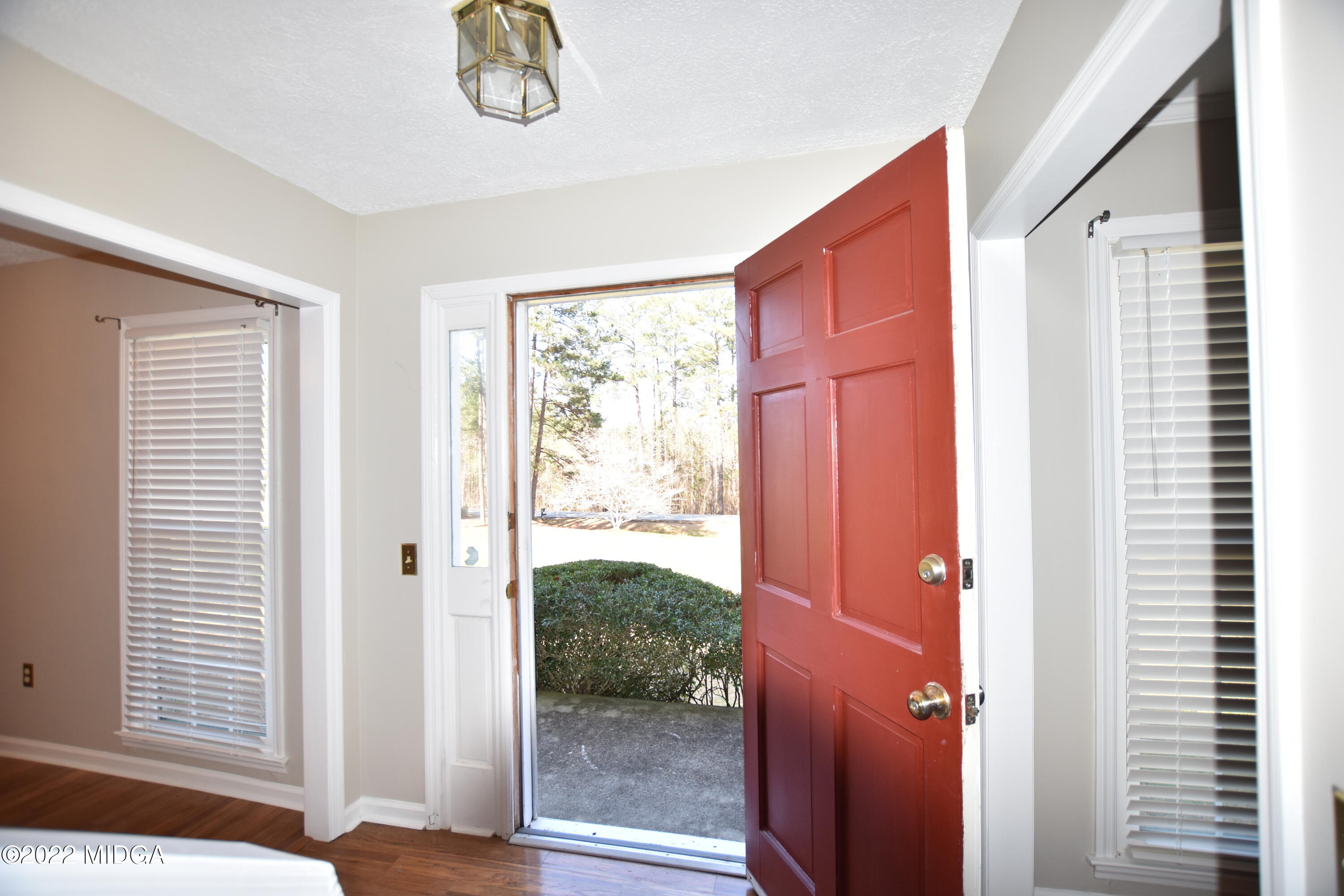 2098 Graham Road Macon, GA 31211 - Photo 3 of 25 DSC_0692