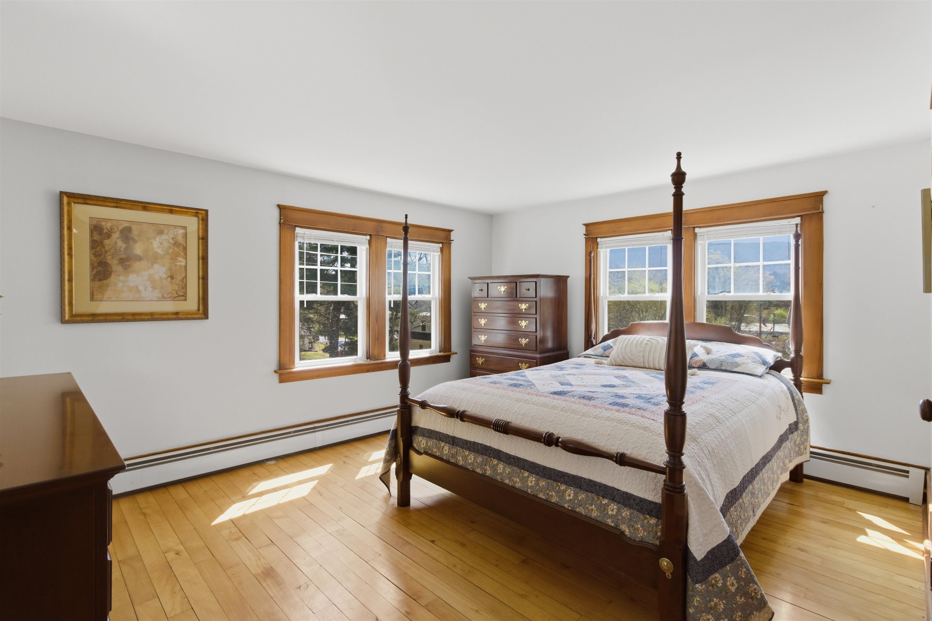 302 Prospect Street Bennington, VT 05201 - Photo 13 of 34