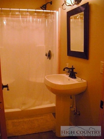1036 Buckeye Ridge Road Beech Mountain, NC 28604 - Photo 9 of 24 Gallery Image 9