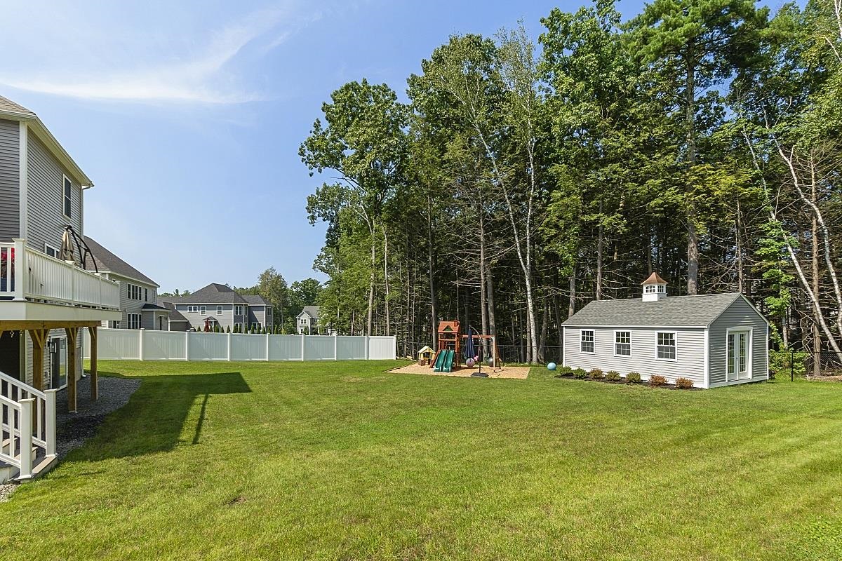 18 Glendenin Road Windham, NH 03087 - Photo 37 of 40