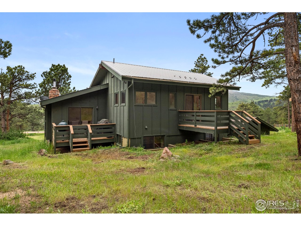 449 Mountain Meadows Road Boulder, CO 80302 - Photo 19 of 38