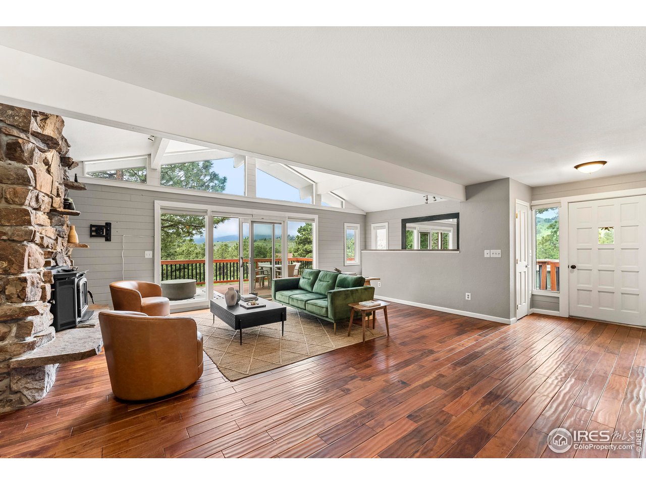 449 Mountain Meadows Road Boulder, CO 80302 - Photo 7 of 38