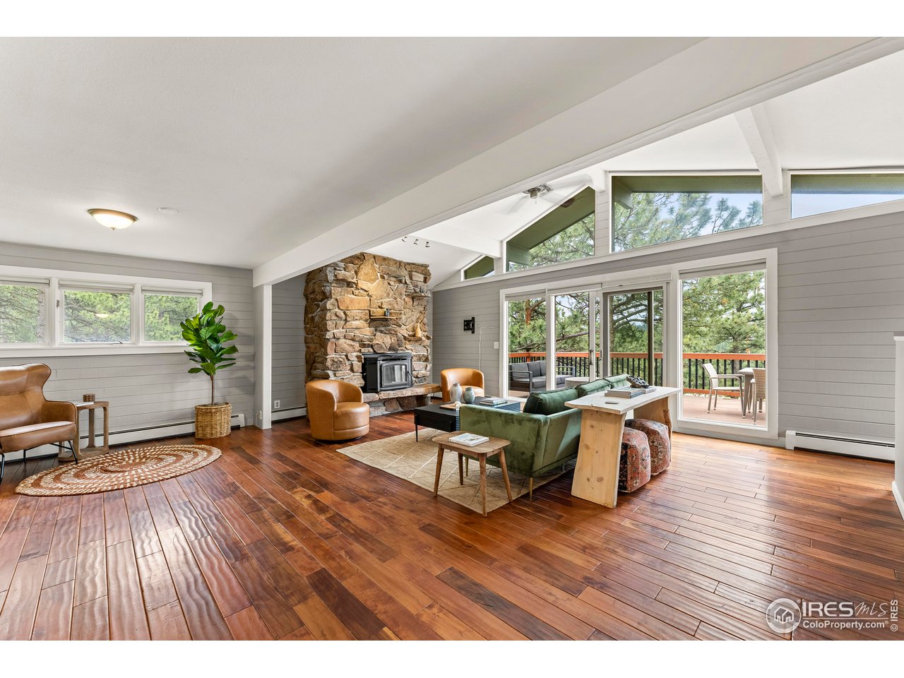 449 Mountain Meadows Road Boulder, CO 80302 - Photo 9 of 38