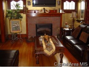 620 North 5th Street Springfield, IL 62702 - Photo 3 of 9