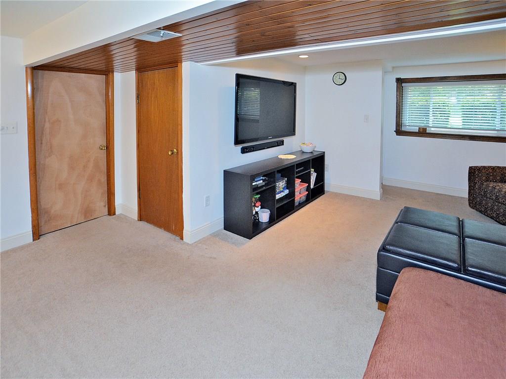 874 Blue Ridge Road Plum, PA 15239 - Photo 15 of 24 Gallery Image 15