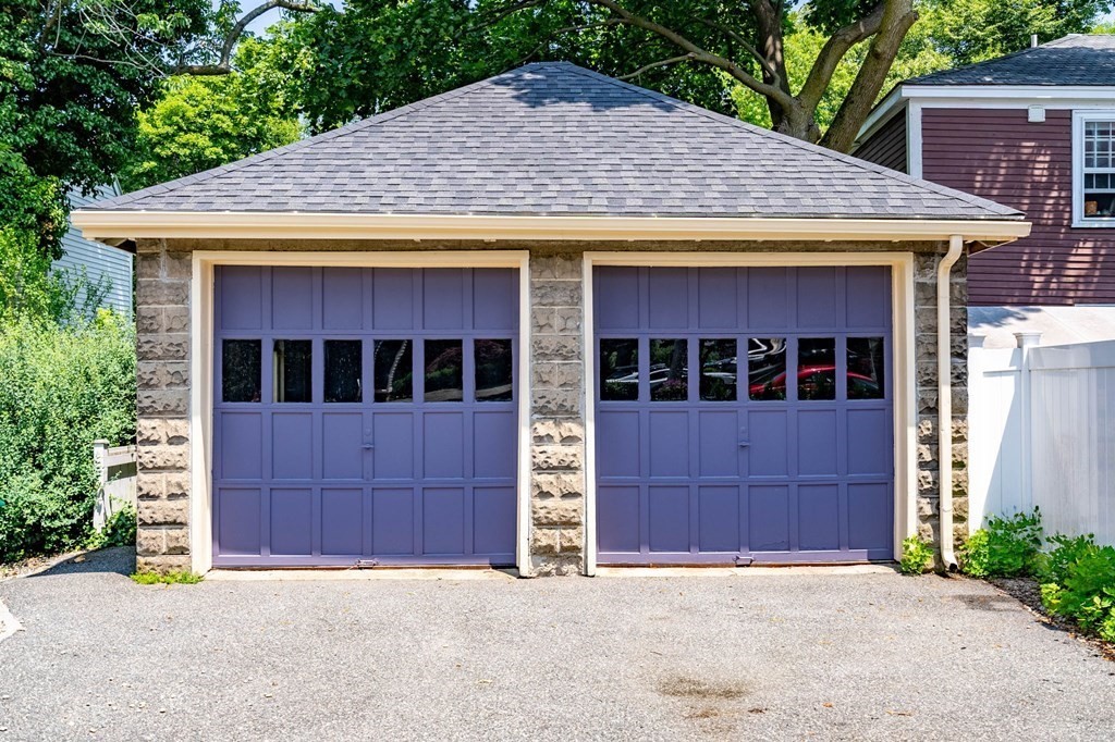 145 Federal Street, Unit 3 Salem, MA 01970 - Photo 17 of 21 a front view of a house