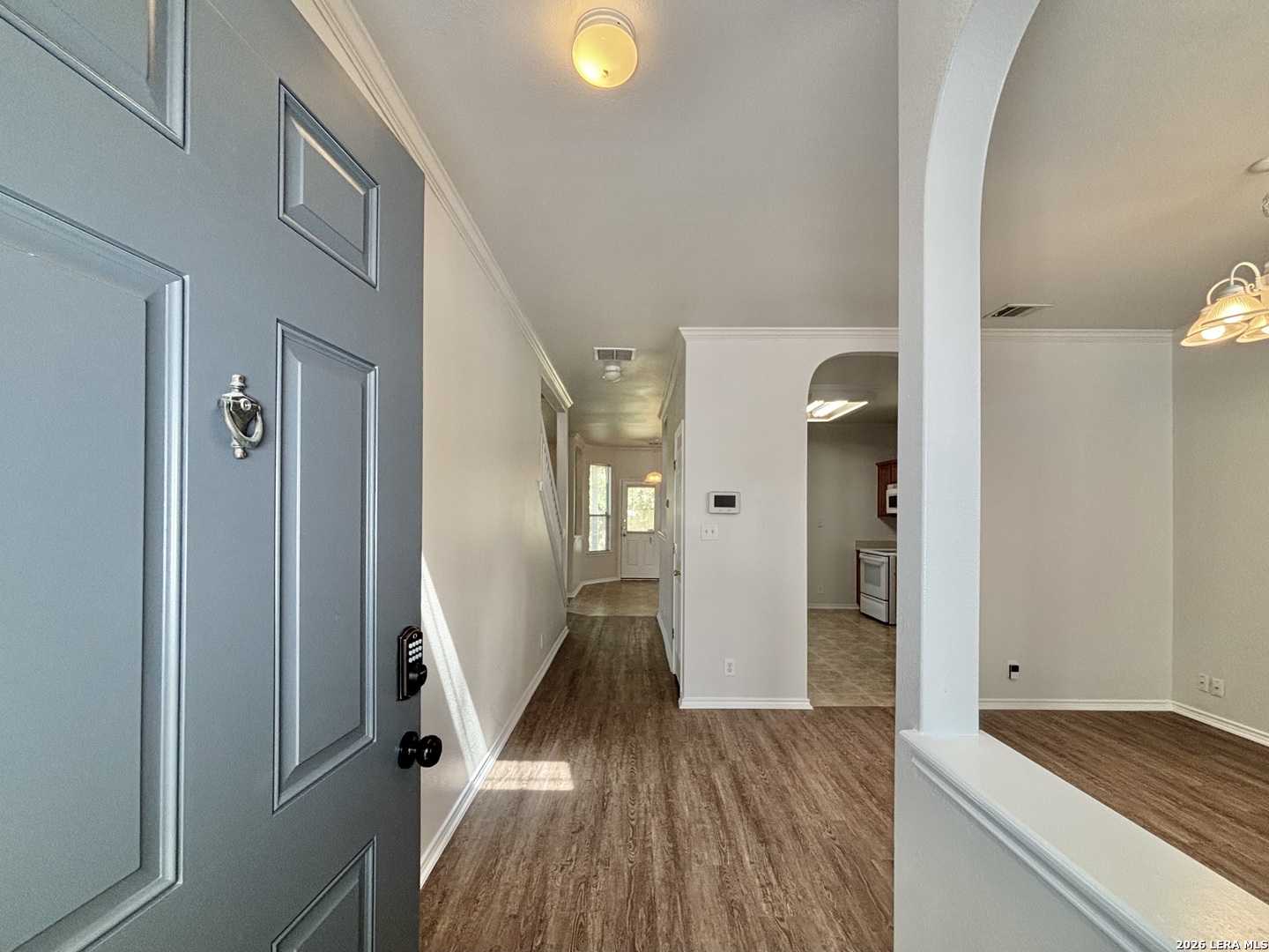 9130 Feather Bluff Helotes, TX 78023 - Photo 2 of 23