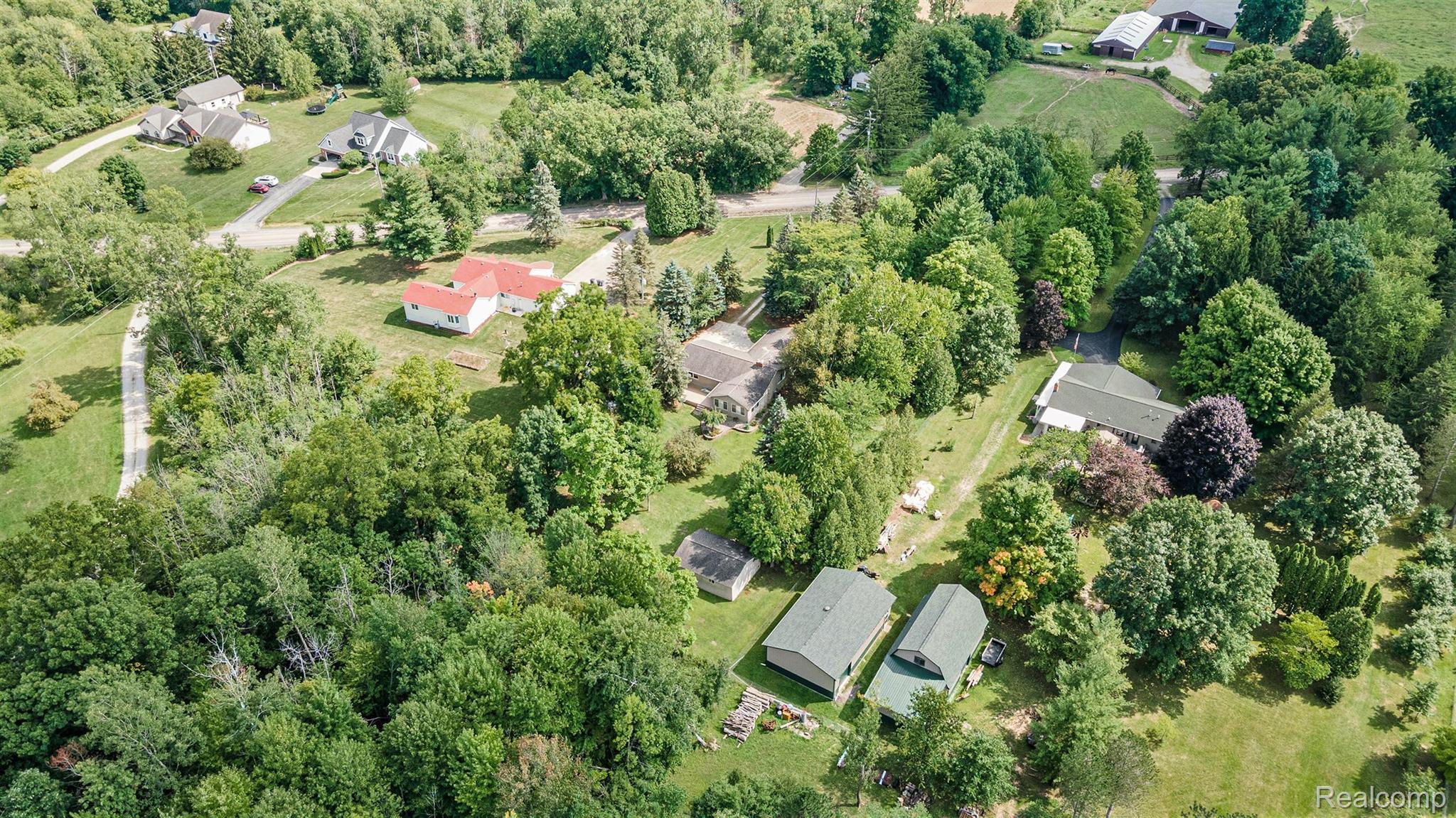 10436 Halsey Road Grand Blanc, MI 48439 - Photo 35 of 37 Gallery Image 35
