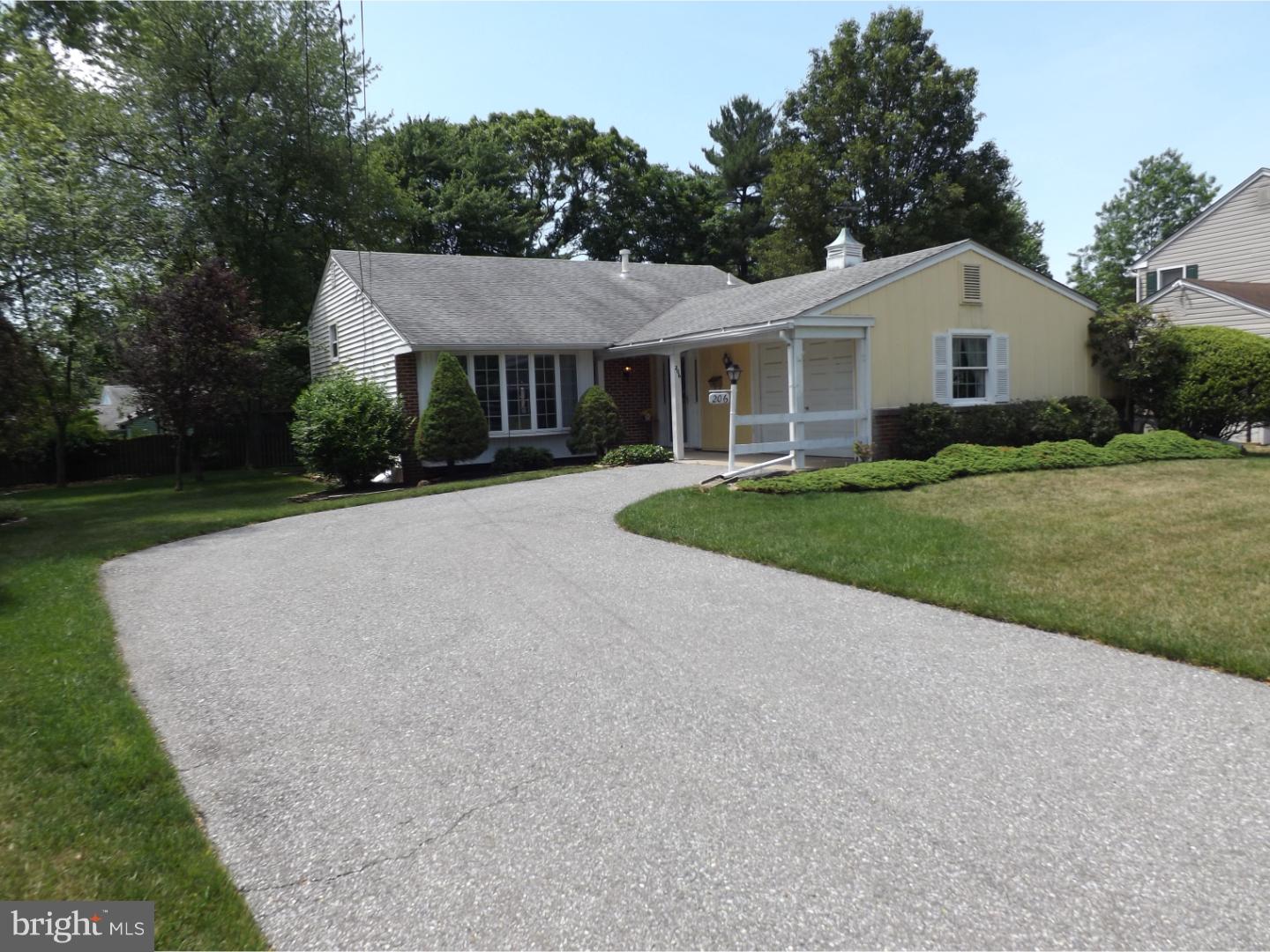 206 Dubois Road Glassboro, NJ 08028 - Photo 2 of 17 Exterior Front