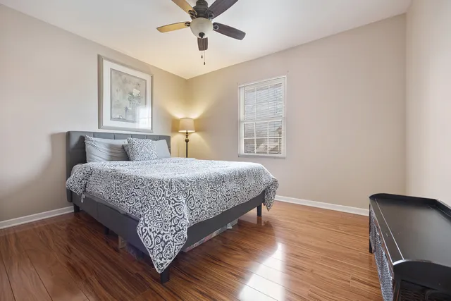 $499,000 | 1300 Chatsworth Lane, Hoffman Estates, IL 60169