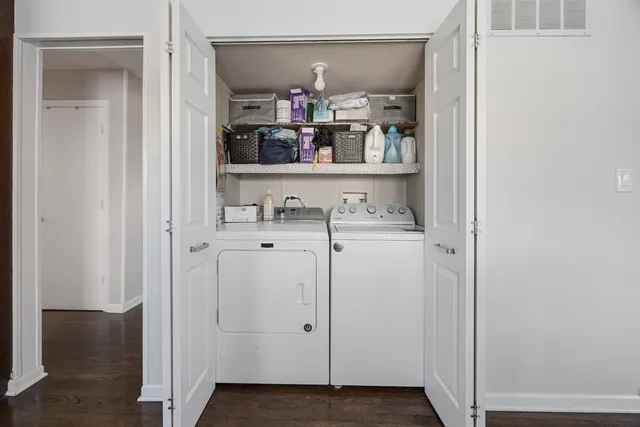 $499,000 | 1300 Chatsworth Lane, Hoffman Estates, IL 60169