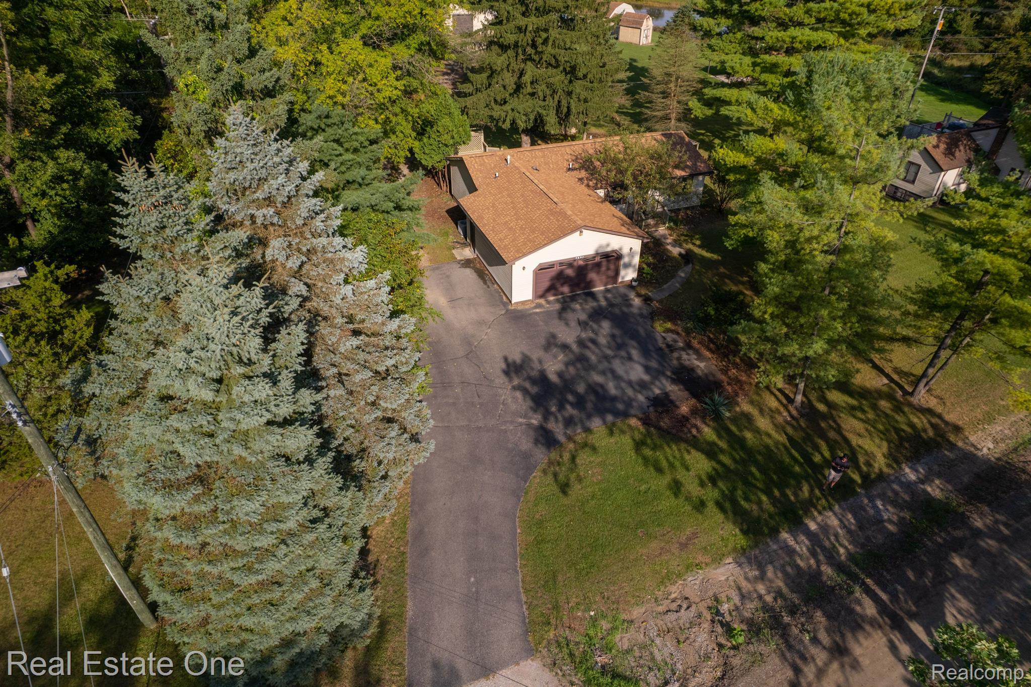 7391 Bishop Road Brighton, MI 48116 - Photo 40 of 42 Gallery Image 40