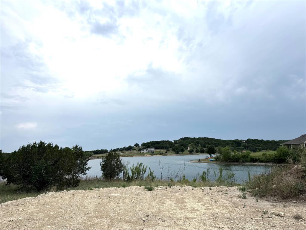 810 Anglers Ridge Bluff Dale, TX 76433 - Photo 8 of 23