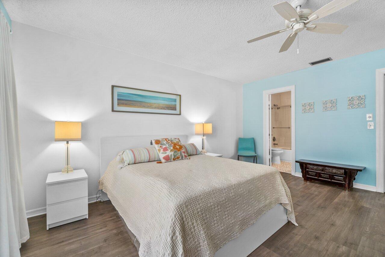 848 Lago Road Delray Beach, FL 33445 - Photo 11 of 36 Primary Bedroom