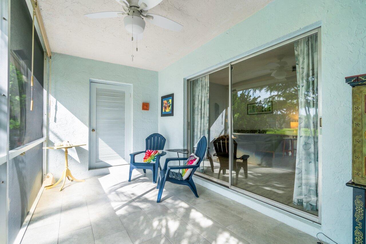 848 Lago Road Delray Beach, FL 33445 - Photo 27 of 36 Screened Porch