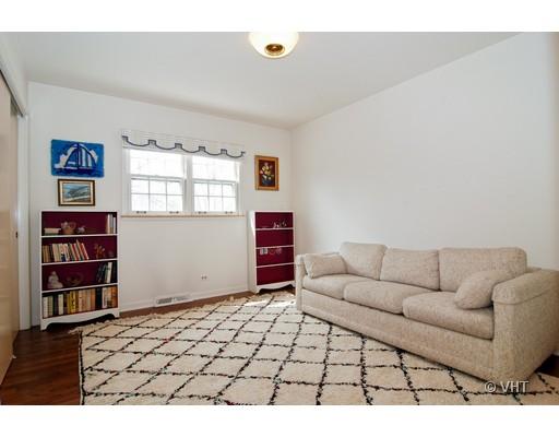 744 Illinois Road Wilmette, IL 60091 - Photo 13 of 16