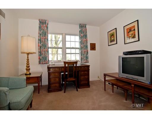 744 Illinois Road Wilmette, IL 60091 - Photo 16 of 16