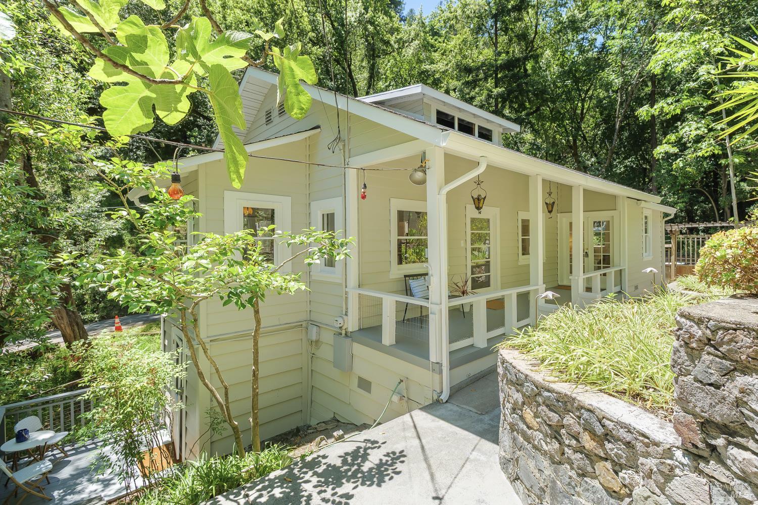 139 Scenic Road Fairfax, CA 94930 - Photo 4 of 47