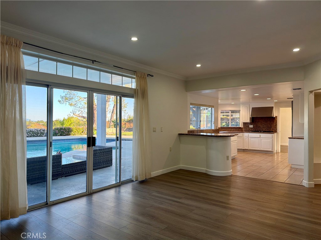 11932 Sonoma Way Porter Ranch, CA 91326 - Photo 11 of 63 Family room