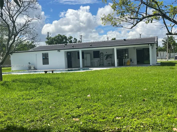 $4,600 | 11755 Southwest 37th Street, Miami, FL 33175