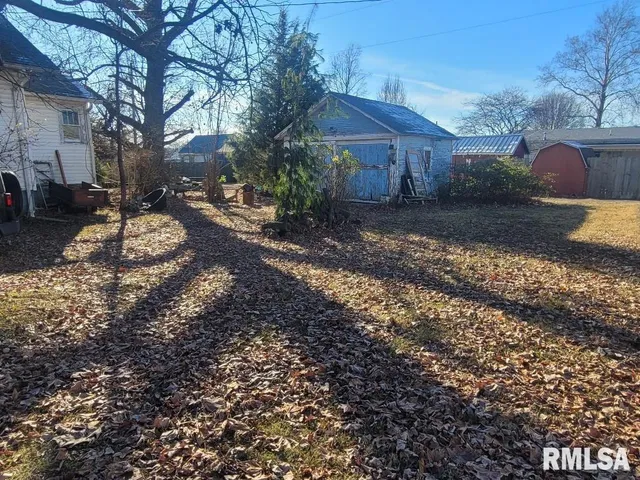 $69,900 | 511 Southeast 4th Street, Fairfield, IL 62837