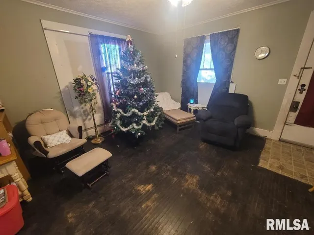 $69,900 | 511 Southeast 4th Street, Fairfield, IL 62837