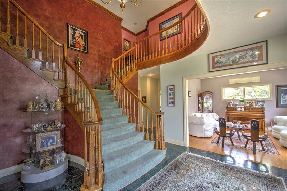 410 Country Club Court Decatur, IL 62521 - Photo 4 of 39 Gallery Image 4