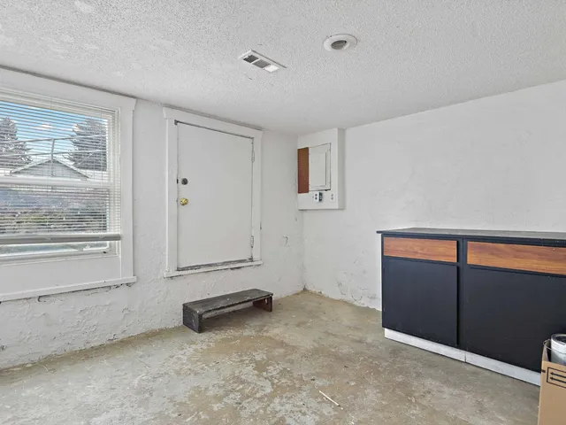 $249,900 | 2711 North Ash Street, Spokane, WA 99205