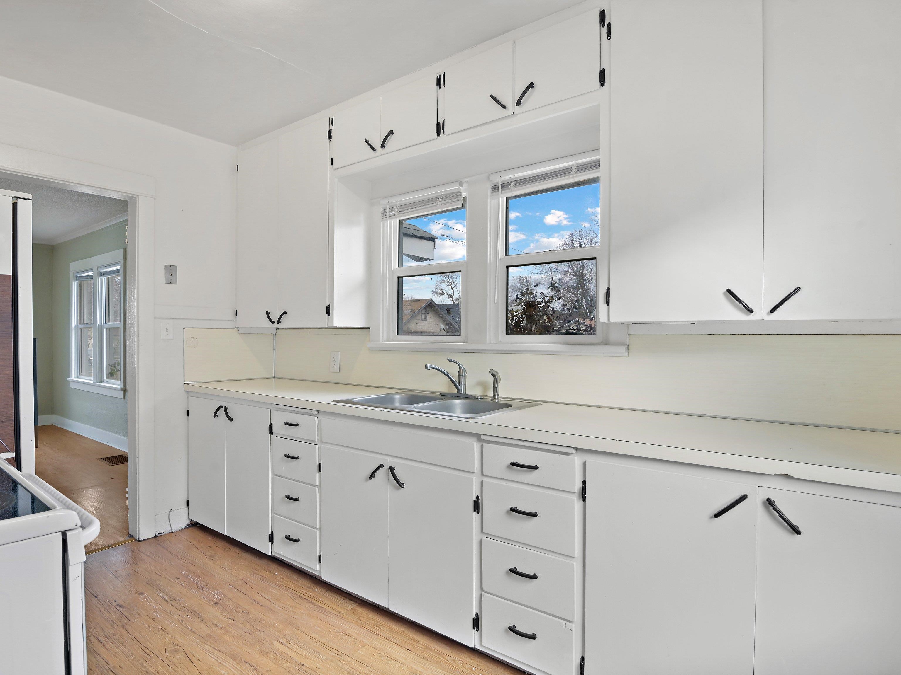 2711 North Ash Street Spokane, WA 99205 - Photo 6 of 19