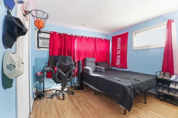 $294,900 | 39 Groton Street, Springfield, MA 01129