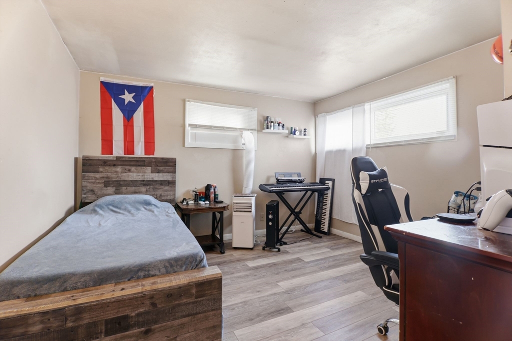 39 Groton Street Springfield, MA 01129 - Photo 22 of 41