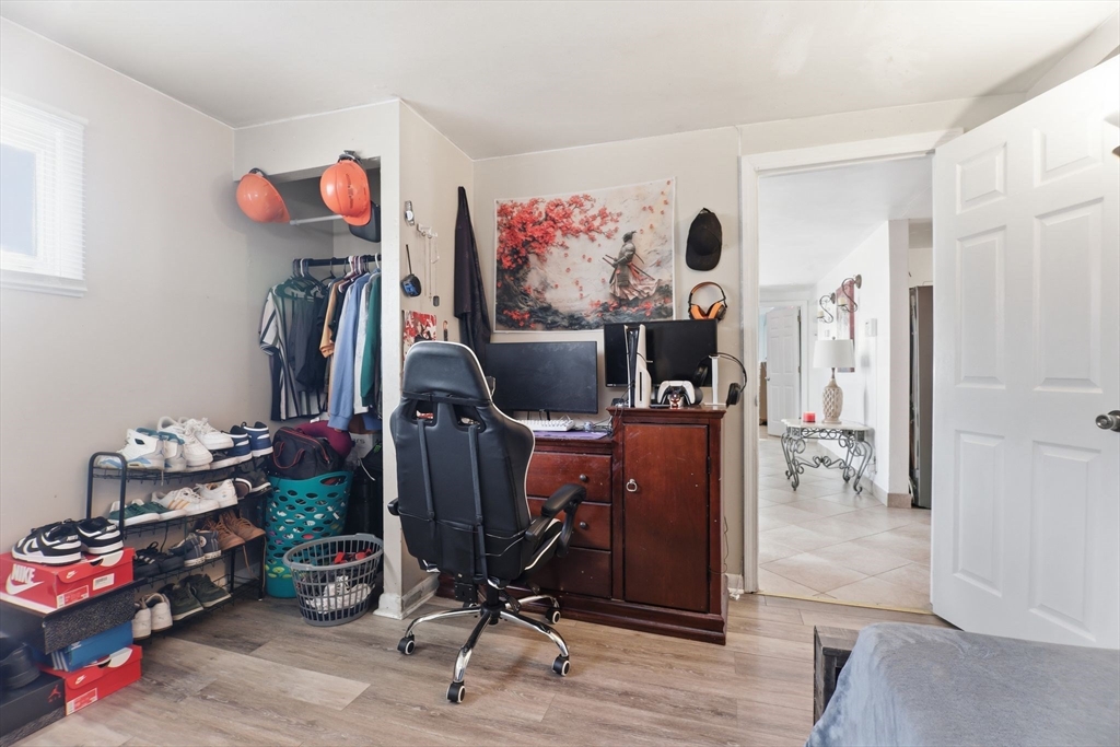 39 Groton Street Springfield, MA 01129 - Photo 24 of 41