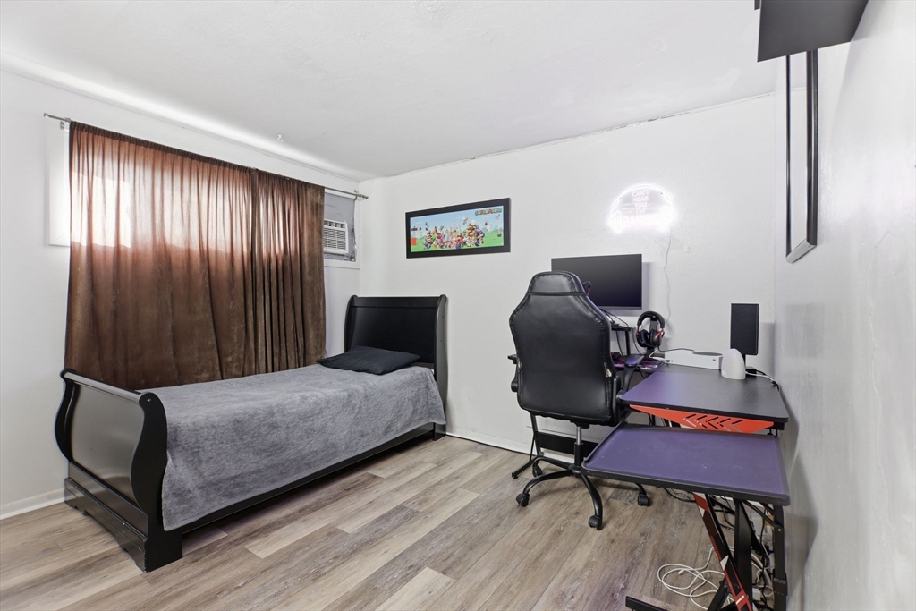 39 Groton Street Springfield, MA 01129 - Photo 29 of 41