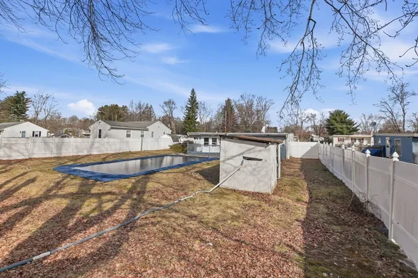 $294,900 | 39 Groton Street, Springfield, MA 01129