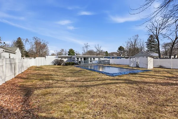 $294,900 | 39 Groton Street, Springfield, MA 01129