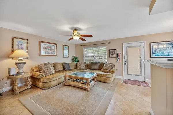 $125,000 | 677 Normandy Lane, Delray Beach, FL 33484