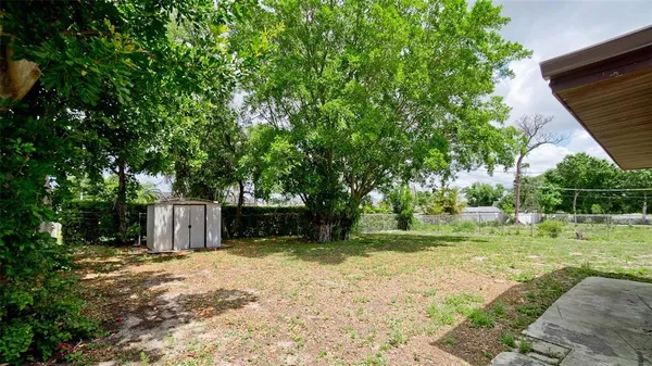 $359,000 | 3704 17th Avenue West, Bradenton, FL 34205