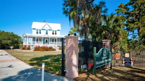 $359,000 | 3704 17th Avenue West, Bradenton, FL 34205