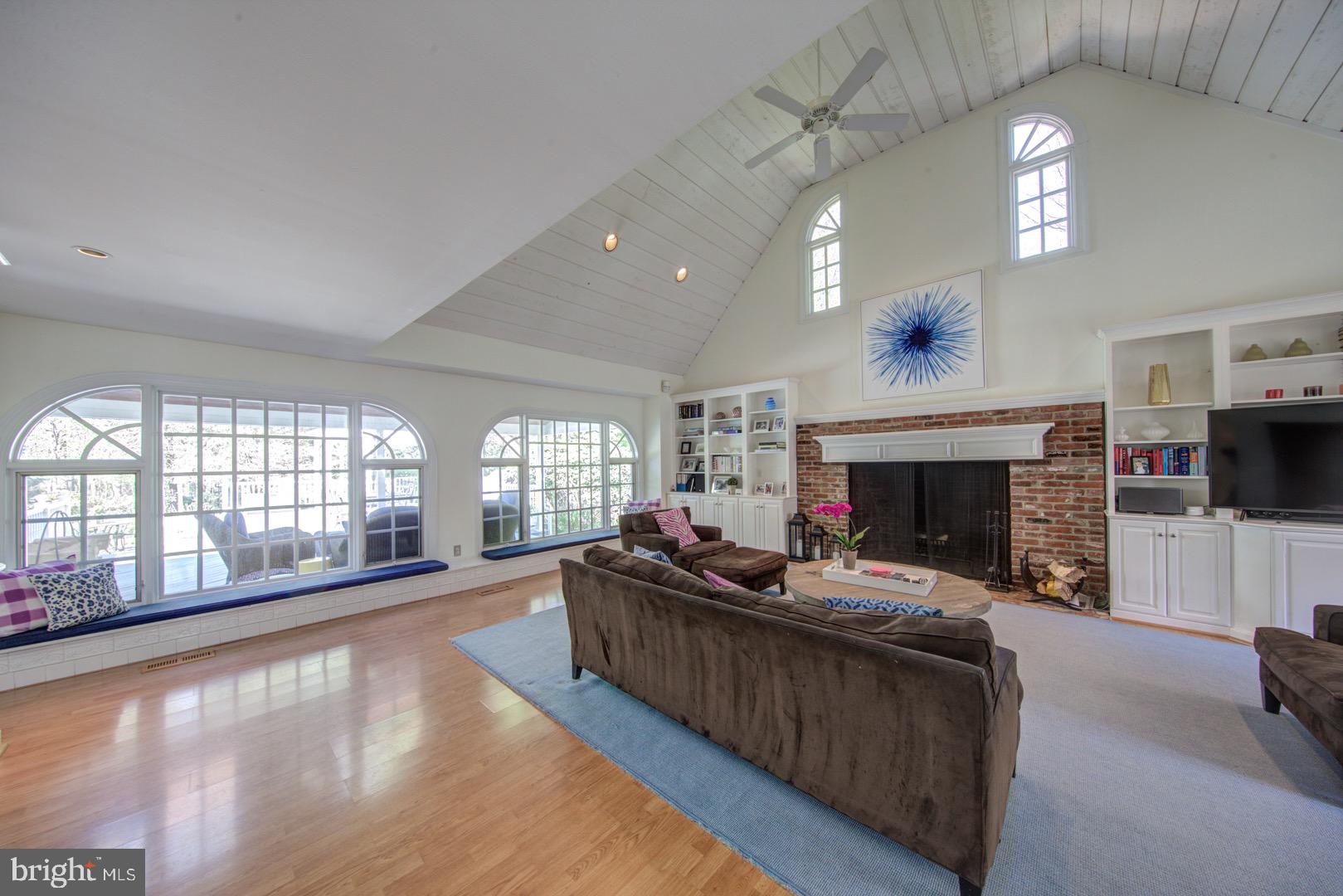 125 Graham Way Devon, PA 19333 - Photo 12 of 69 GREAT ROOM