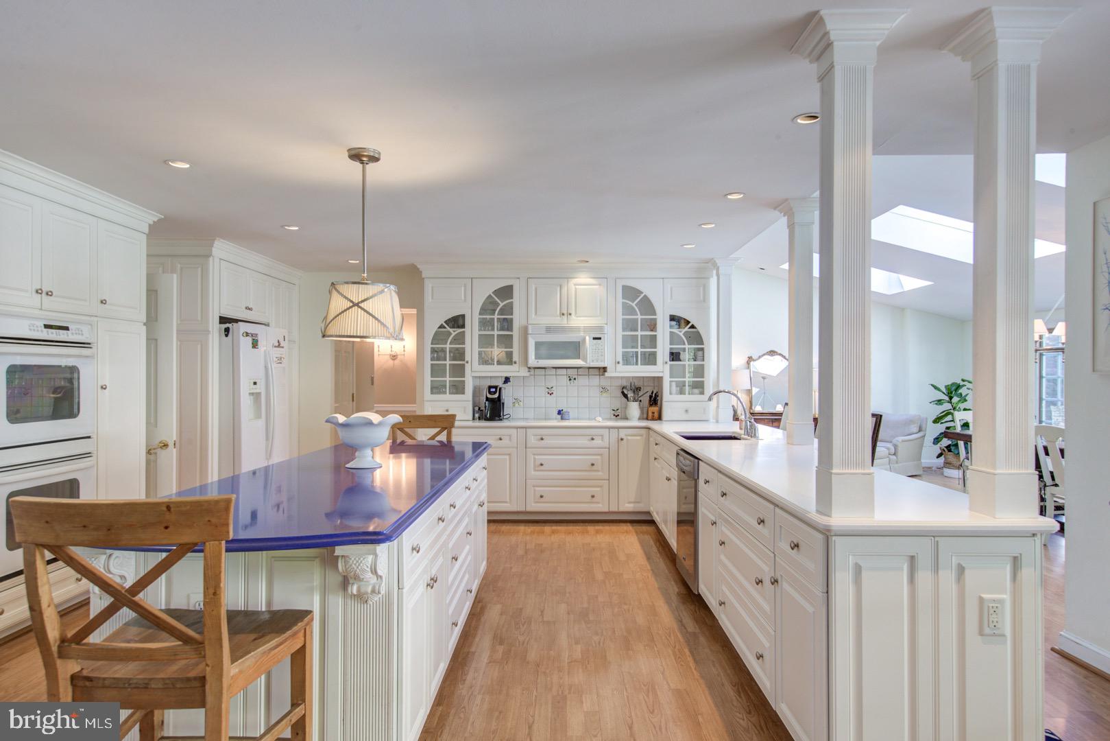 125 Graham Way Devon, PA 19333 - Photo 17 of 69 KITCHEN ISLAND