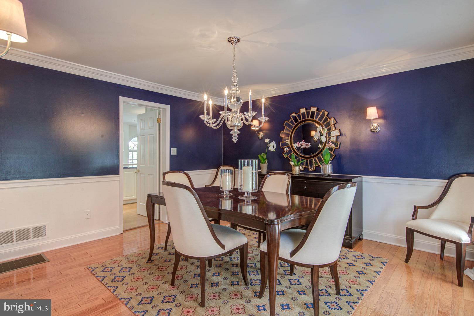 125 Graham Way Devon, PA 19333 - Photo 28 of 69 DINING ROOM